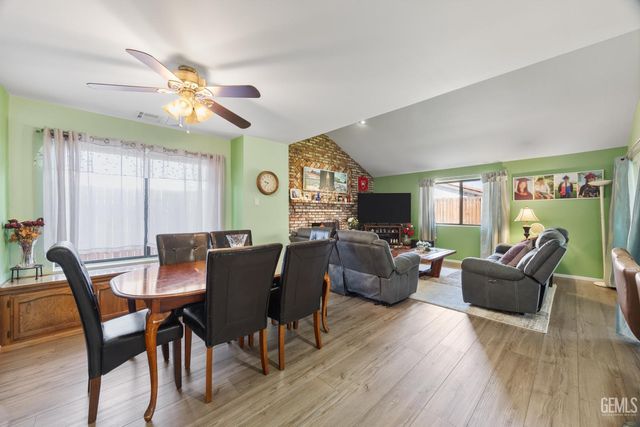 2908 Judd Court, Bakersfield, CA 93306