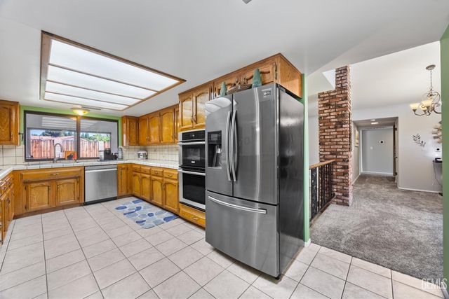 2908 Judd Court, Bakersfield, CA 93306