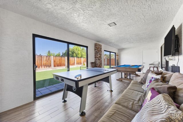 2908 Judd Court, Bakersfield, CA 93306