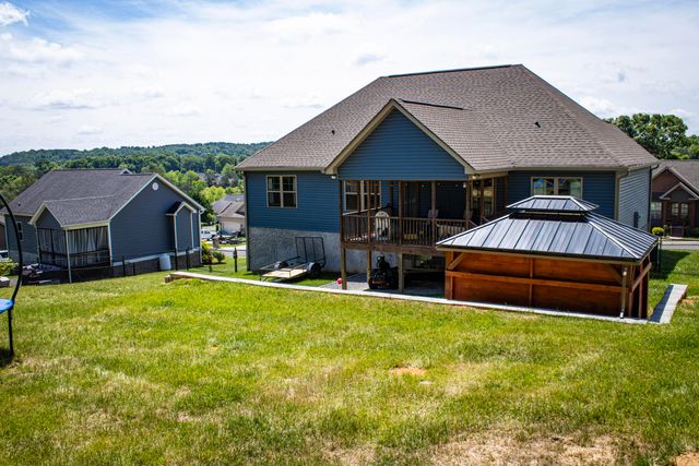 620 Ginger Lake Drive, Rock Spring, GA 30739