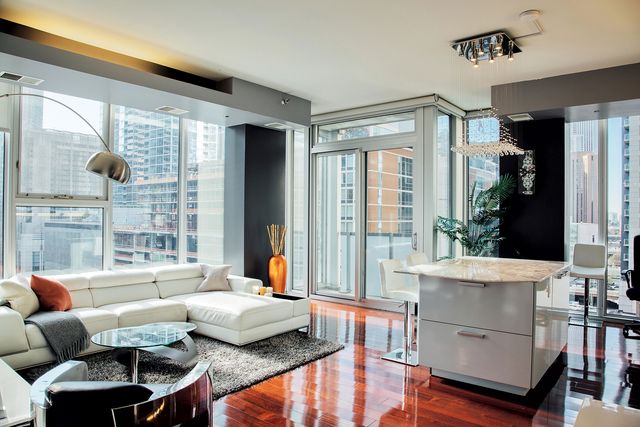 550 N St Clair Street 1204, Chicago, IL 60611