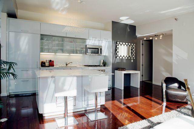 550 N St Clair Street 1204, Chicago, IL 60611