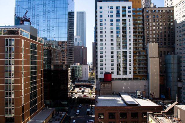 550 N St Clair Street 1204, Chicago, IL 60611