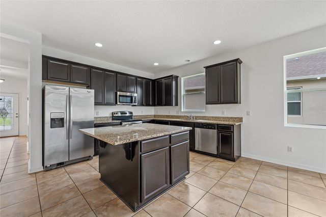 12315 SAWGRASS PRAIRIE LOOP, Orlando, FL 32824