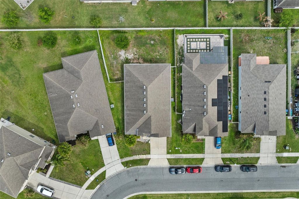 Image 31 of property listing at 12315 SAWGRASS PRAIRIE LOOP, Orlando, FL 32824