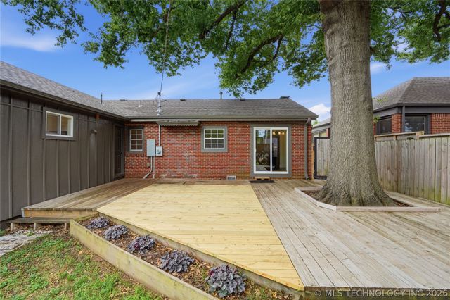 4513 E 8th Street, Tulsa, OK 74112