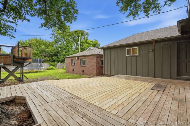 4513 E 8th Street, Tulsa, OK 74112