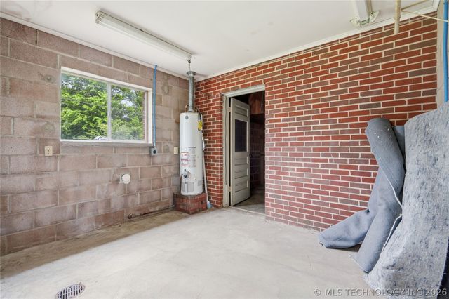 4513 E 8th Street, Tulsa, OK 74112
