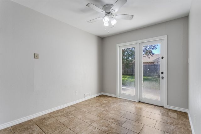 3929 Commonwealth Drive, Flower Mound, TX 75028