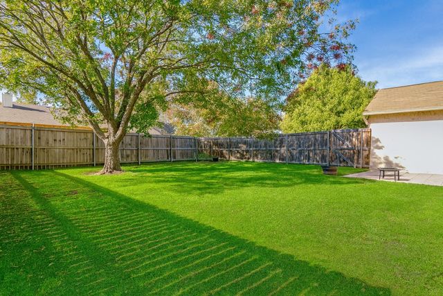 3929 Commonwealth Drive, Flower Mound, TX 75028