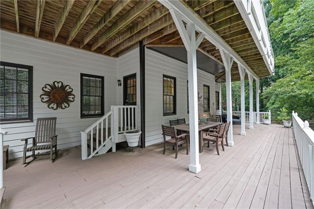 3160 Birchton Street, Alpharetta, GA 30022