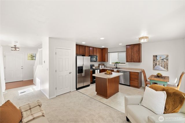 2425 106th Drive SE, Lake Stevens, WA 98258