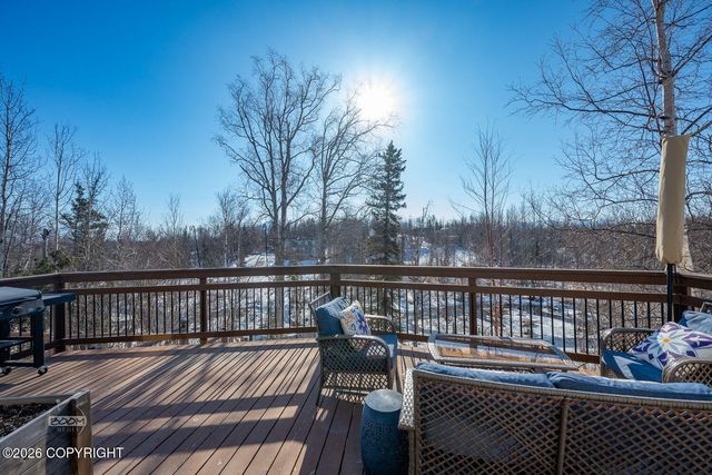 3730 E Palmdale Drive, Wasilla, AK 99654