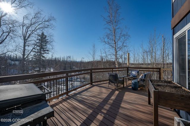 3730 E Palmdale Drive, Wasilla, AK 99654