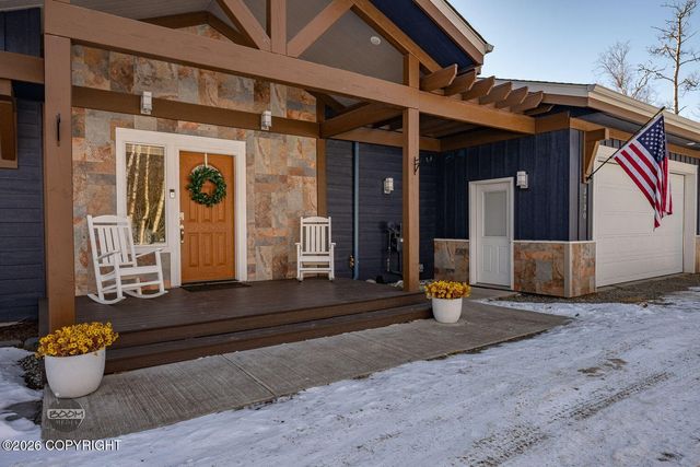 3730 E Palmdale Drive, Wasilla, AK 99654