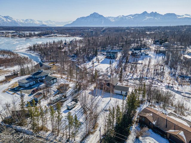 3730 E Palmdale Drive, Wasilla, AK 99654