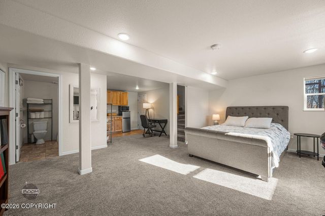 3730 E Palmdale Drive, Wasilla, AK 99654