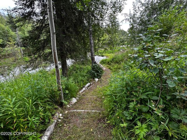 3730 E Palmdale Drive, Wasilla, AK 99654