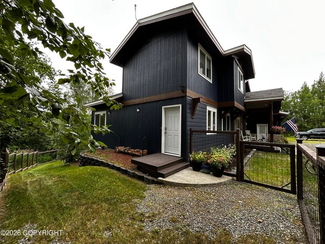 3730 E Palmdale Drive, Wasilla, AK 99654