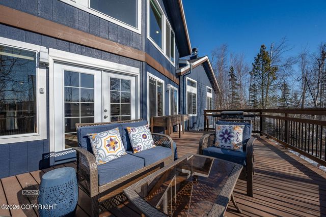 3730 E Palmdale Drive, Wasilla, AK 99654