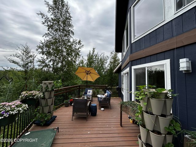 3730 E Palmdale Drive, Wasilla, AK 99654