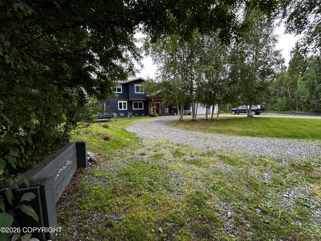 3730 E Palmdale Drive, Wasilla, AK 99654