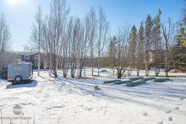 3730 E Palmdale Drive, Wasilla, AK 99654