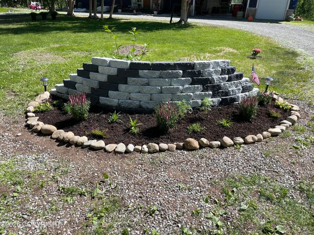 3730 E Palmdale Drive, Wasilla, AK 99654