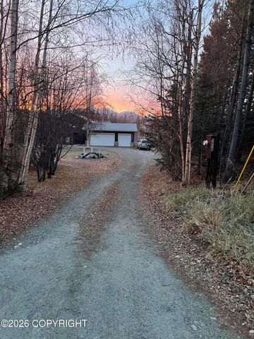 3730 E Palmdale Drive, Wasilla, AK 99654