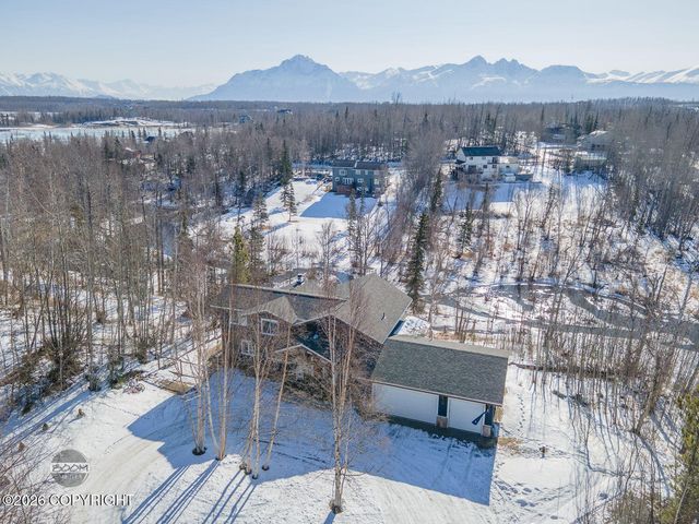 3730 E Palmdale Drive, Wasilla, AK 99654