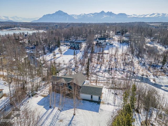 3730 E Palmdale Drive, Wasilla, AK 99654