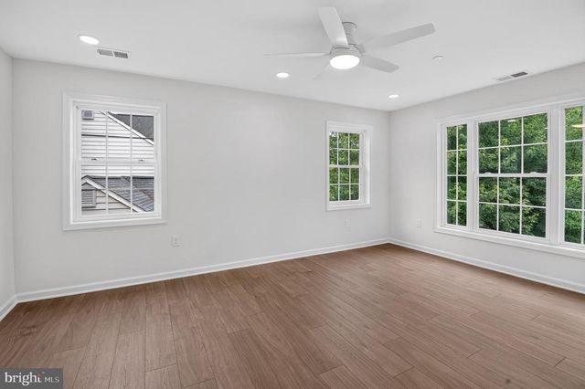 9536 MEADOWS FARM DR, Owings Mills, MD 21117