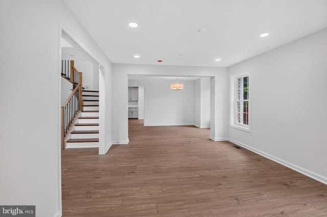 9536 MEADOWS FARM DR, Owings Mills, MD 21117