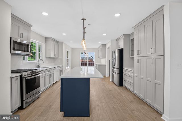 9536 MEADOWS FARM DR, Owings Mills, MD 21117