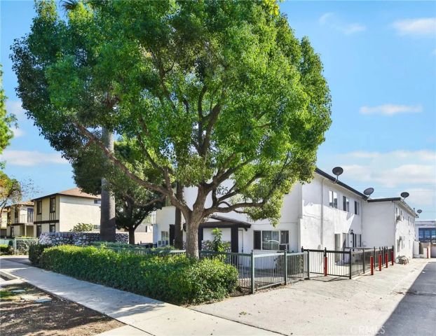 1425 W Stoneridge Court, Ontario, CA 91762