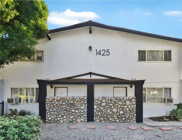 1425 W Stoneridge Court, Ontario, CA 91762