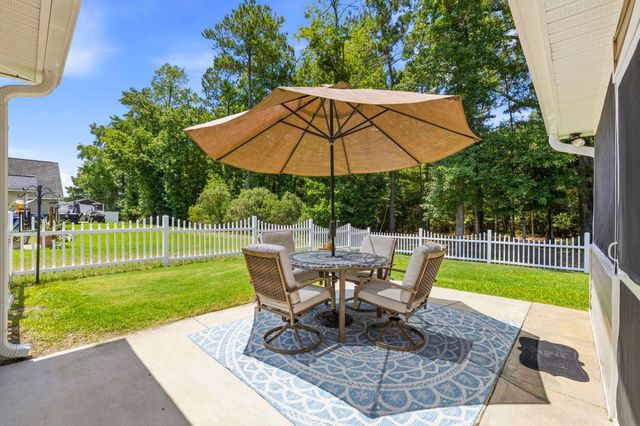 2760 Woodcreek Ln., Conway, SC 29527