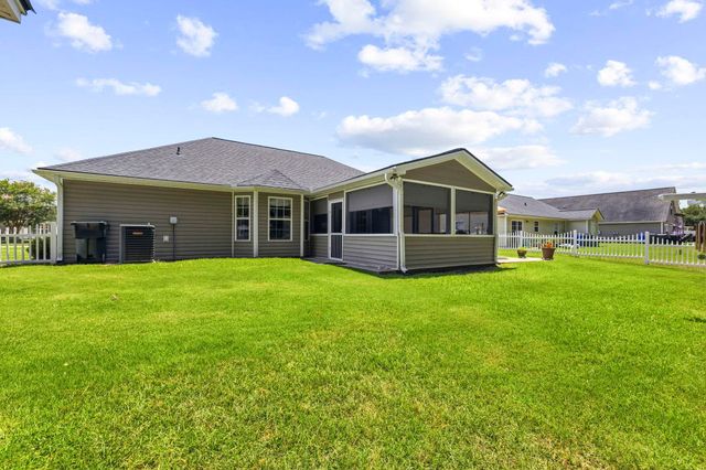 2760 Woodcreek Ln., Conway, SC 29527