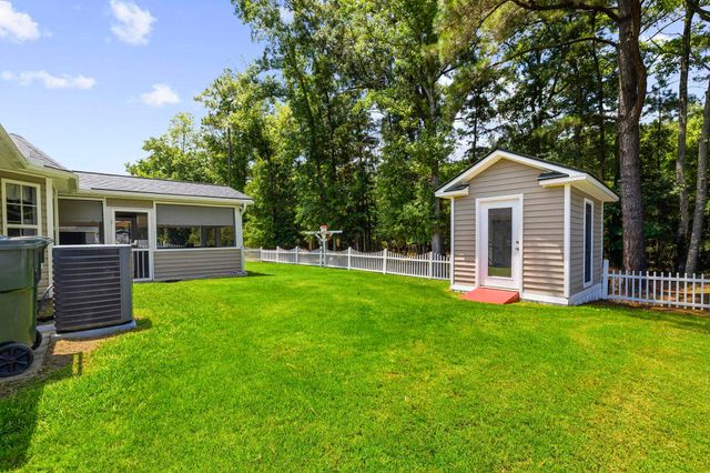 2760 Woodcreek Ln., Conway, SC 29527