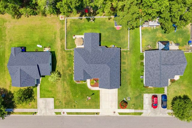2760 Woodcreek Ln., Conway, SC 29527