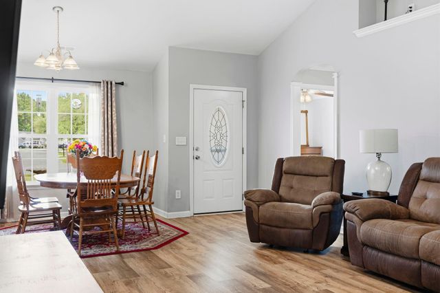 2760 Woodcreek Ln., Conway, SC 29527