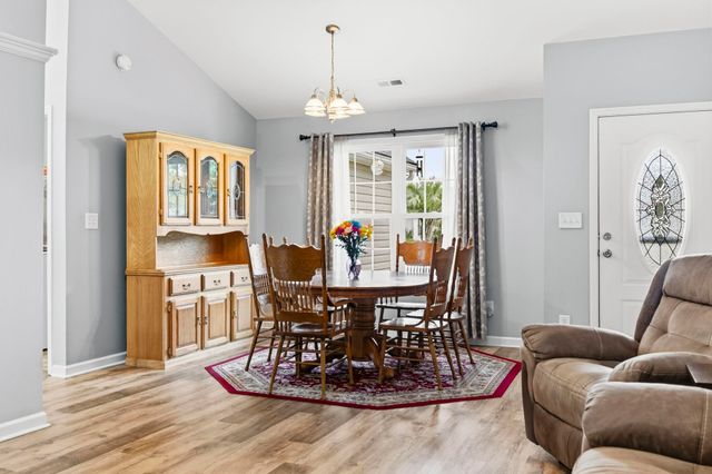 2760 Woodcreek Ln., Conway, SC 29527