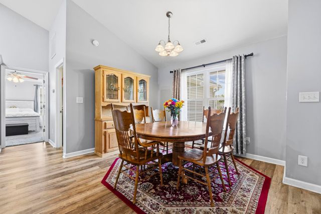 2760 Woodcreek Ln., Conway, SC 29527