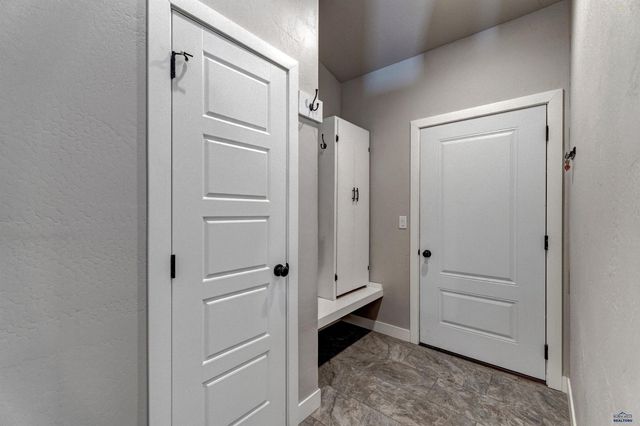 1114 SETTLERS CREEK PL, Rapid City, SD 57701