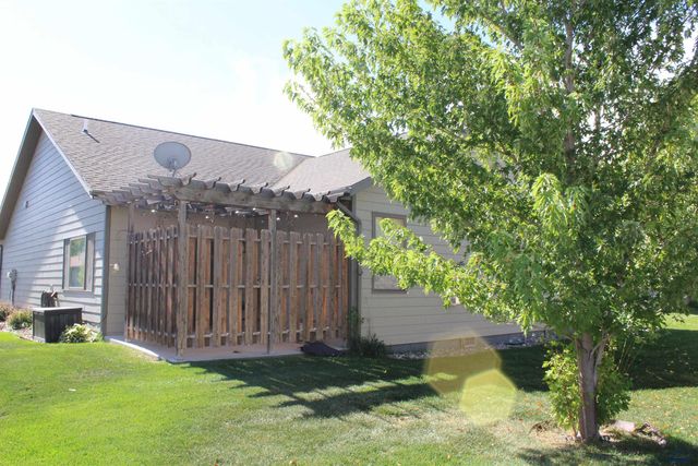 1114 SETTLERS CREEK PL, Rapid City, SD 57701