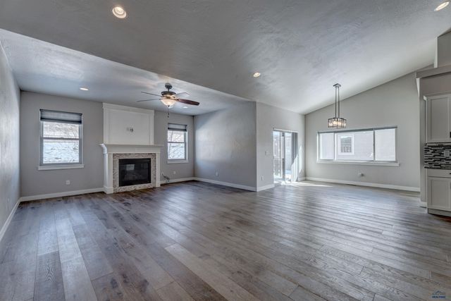 1114 SETTLERS CREEK PL, Rapid City, SD 57701