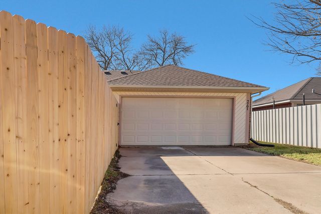 7701 Cornell Drive, Rowlett, TX 75088