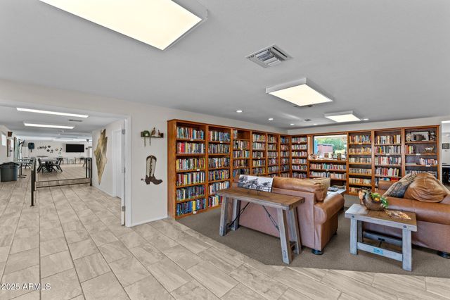 2501 W Wickenburg Way 361, Wickenburg, AZ 85390