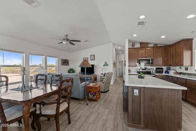 2501 W Wickenburg Way 361, Wickenburg, AZ 85390