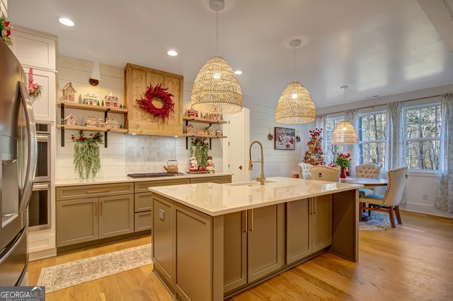 140 S Alexander Creek Road, Newnan, GA 30263